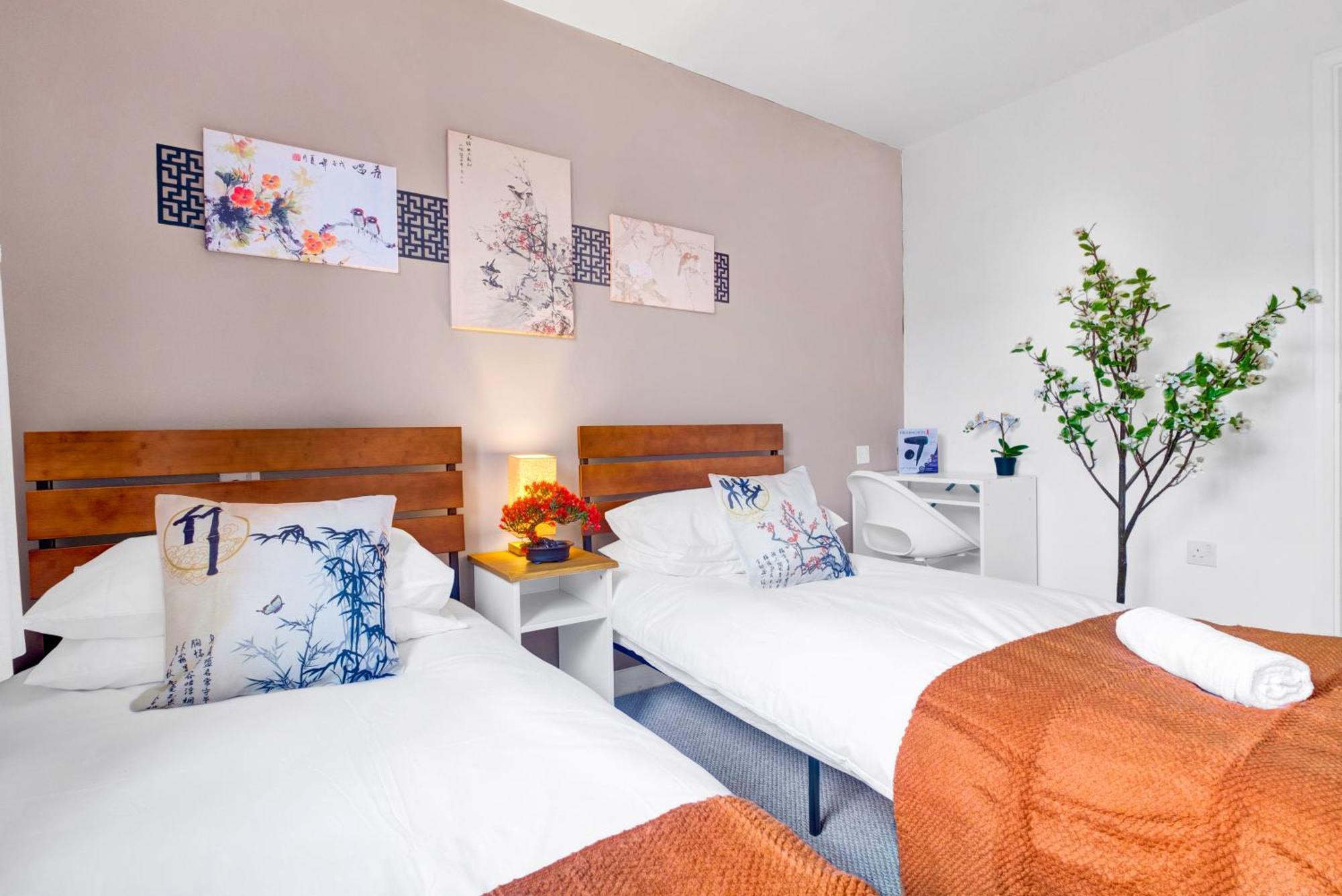 Apartment Chinese - Sleeps/8 + Free Parking + Games + Netflix- Coffee Machine Birmingham